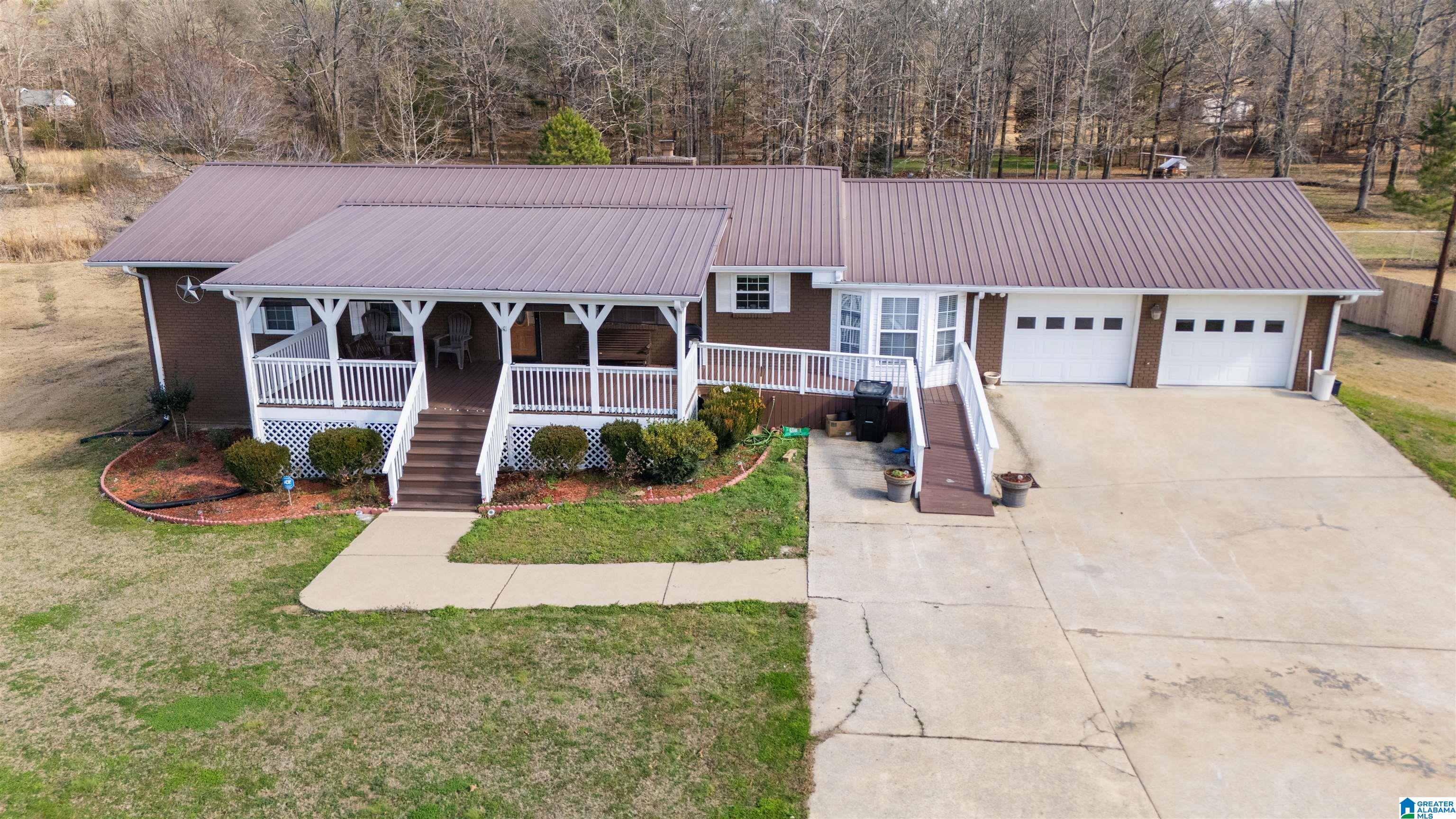 6966 Lou George Loop Bessemer, AL 35022 - Photo 3 of 42