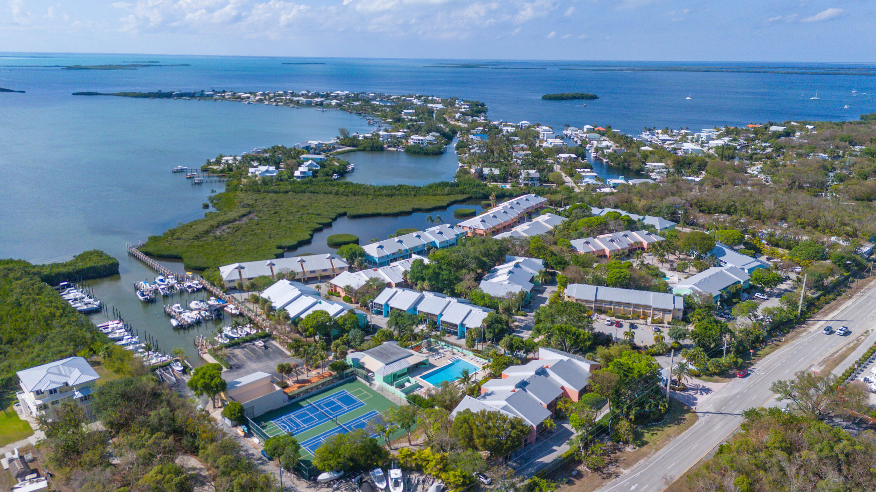 9867 Leeward Avenue Key Largo, FL 33037 - Photo 28 of 32 view of a city with an ocean