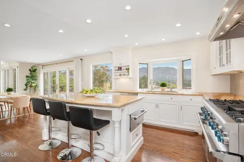 $2,895,000 | 1095 Linda Glen Drive, Pasadena, CA 91105