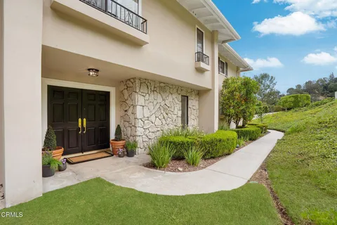 $2,895,000 | 1095 Linda Glen Drive, Pasadena, CA 91105