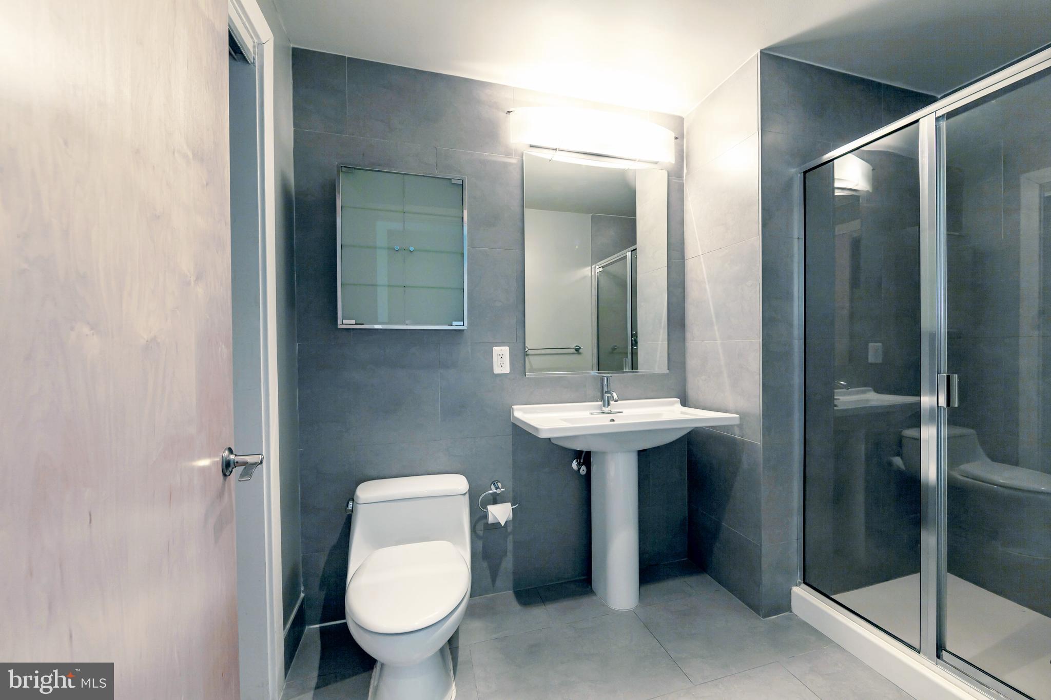 1133 14th Street Northwest, Unit 1109 Washington, DC 20005 - Photo 15 of 25 Bathroom