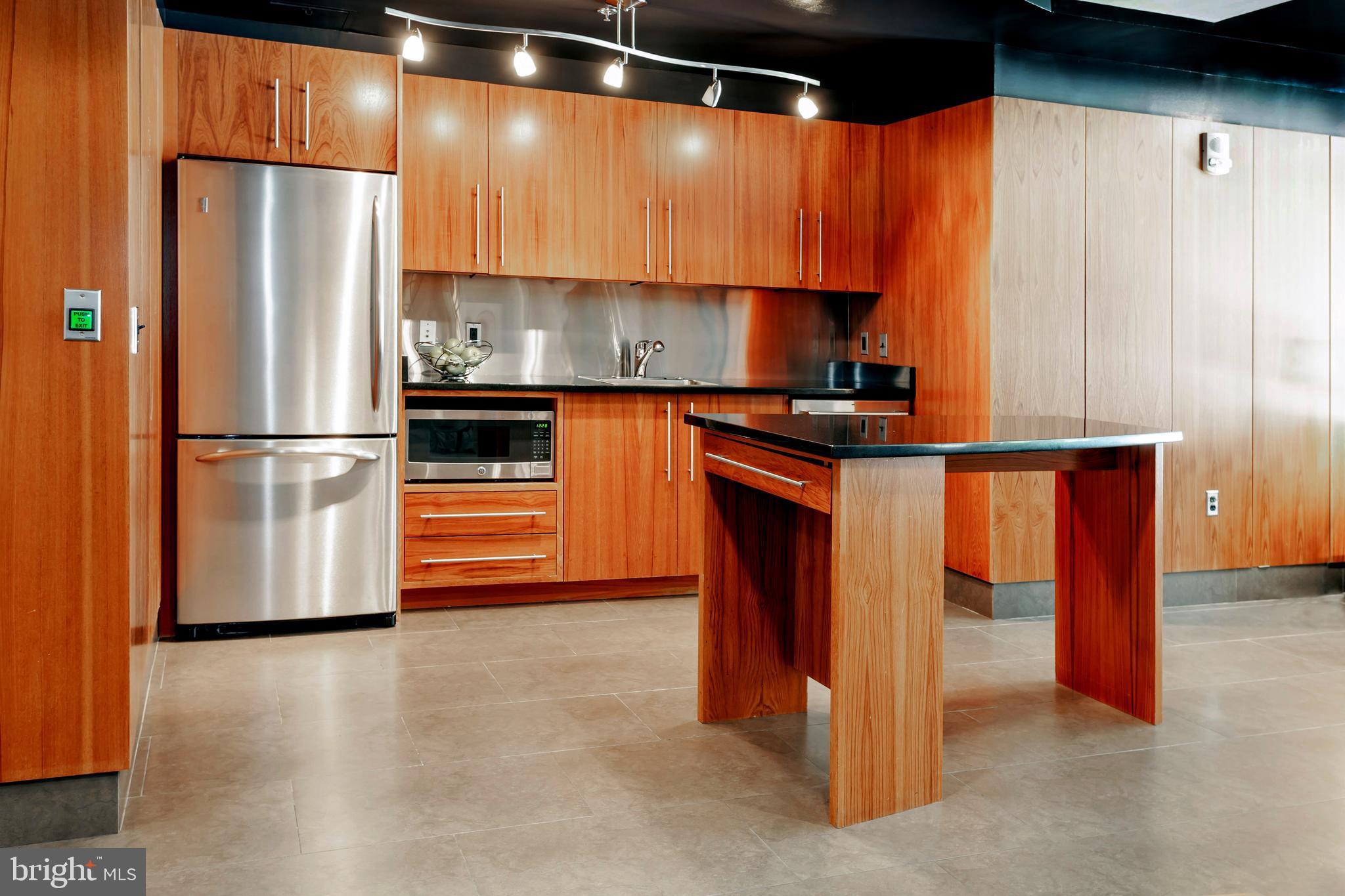 1133 14th Street Northwest, Unit 1109 Washington, DC 20005 - Photo 21 of 25 2nd Floor Community Room
