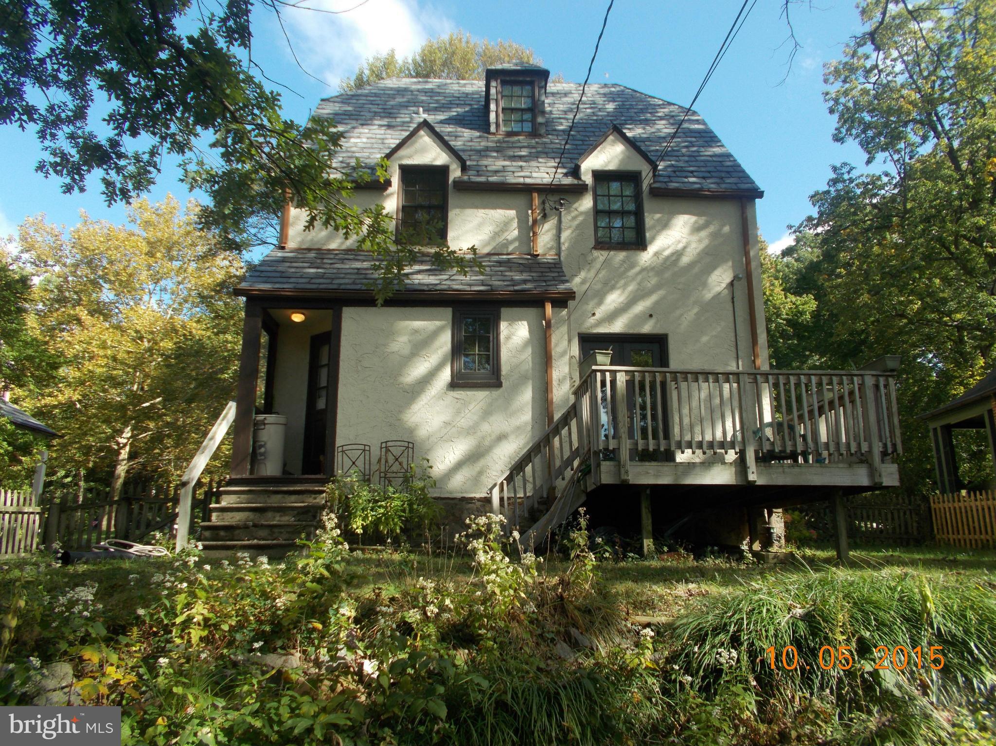 4118 Westview Road Baltimore, MD 21218 - Photo 3 of 3 Rear view of the house
