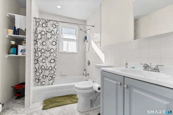 $450,000 | 49-51 3rd Street, Hamden, CT 06514