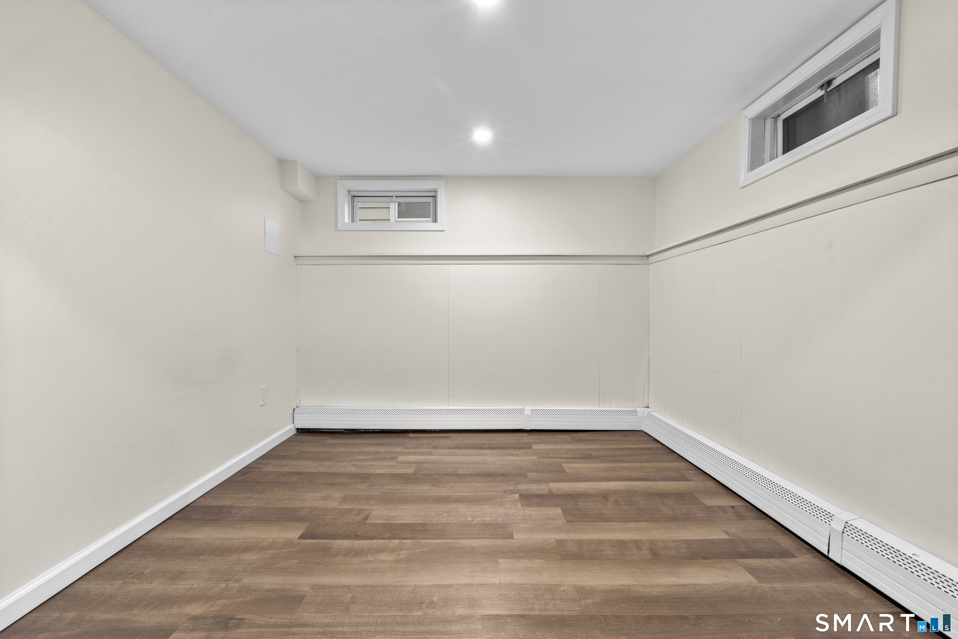 49-51 3rd Street Hamden, CT 06514 - Photo 25 of 40 a view of a small space