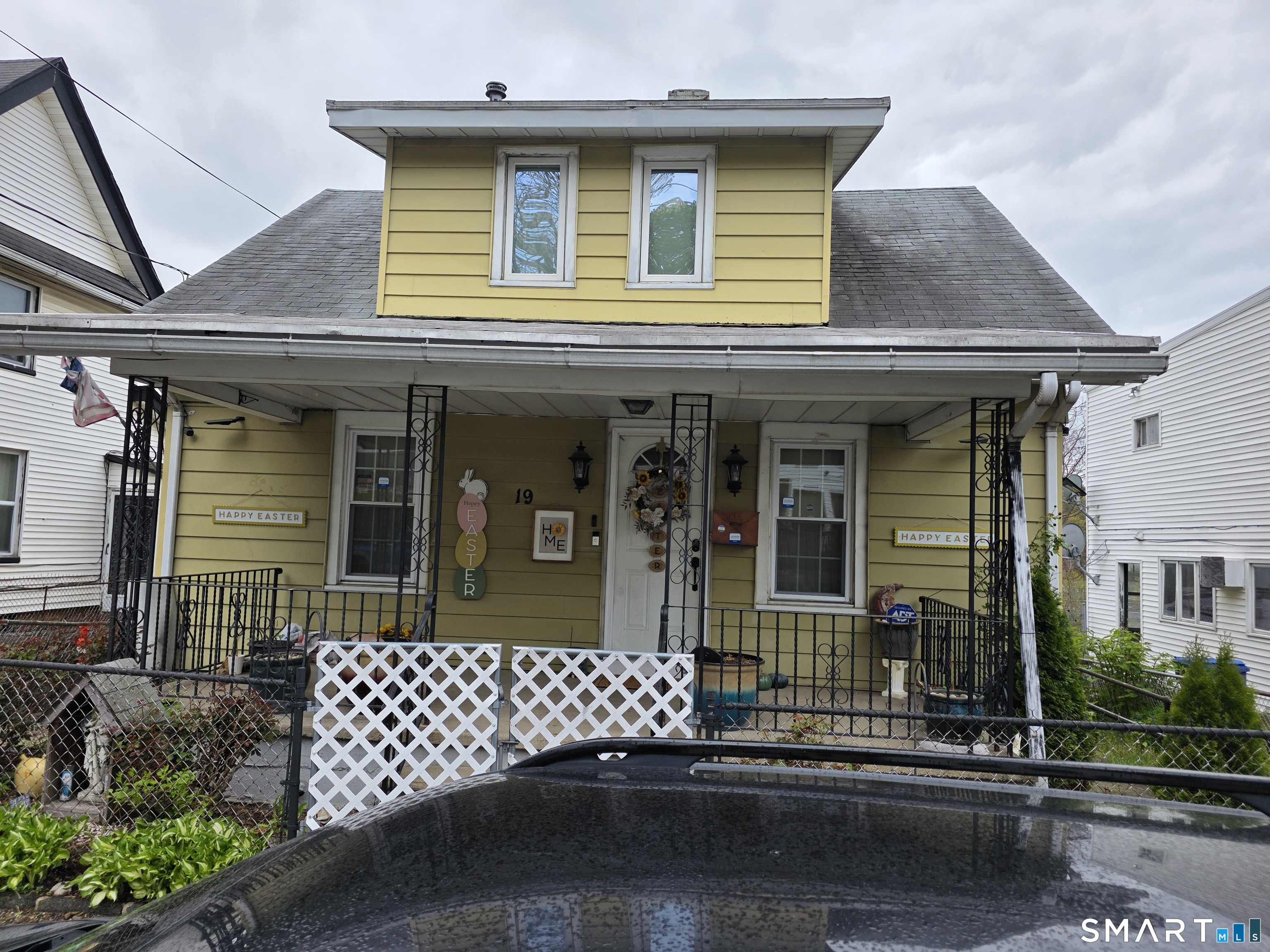 19 Manhan Street Waterbury, CT 06710 - Photo 1 of 15