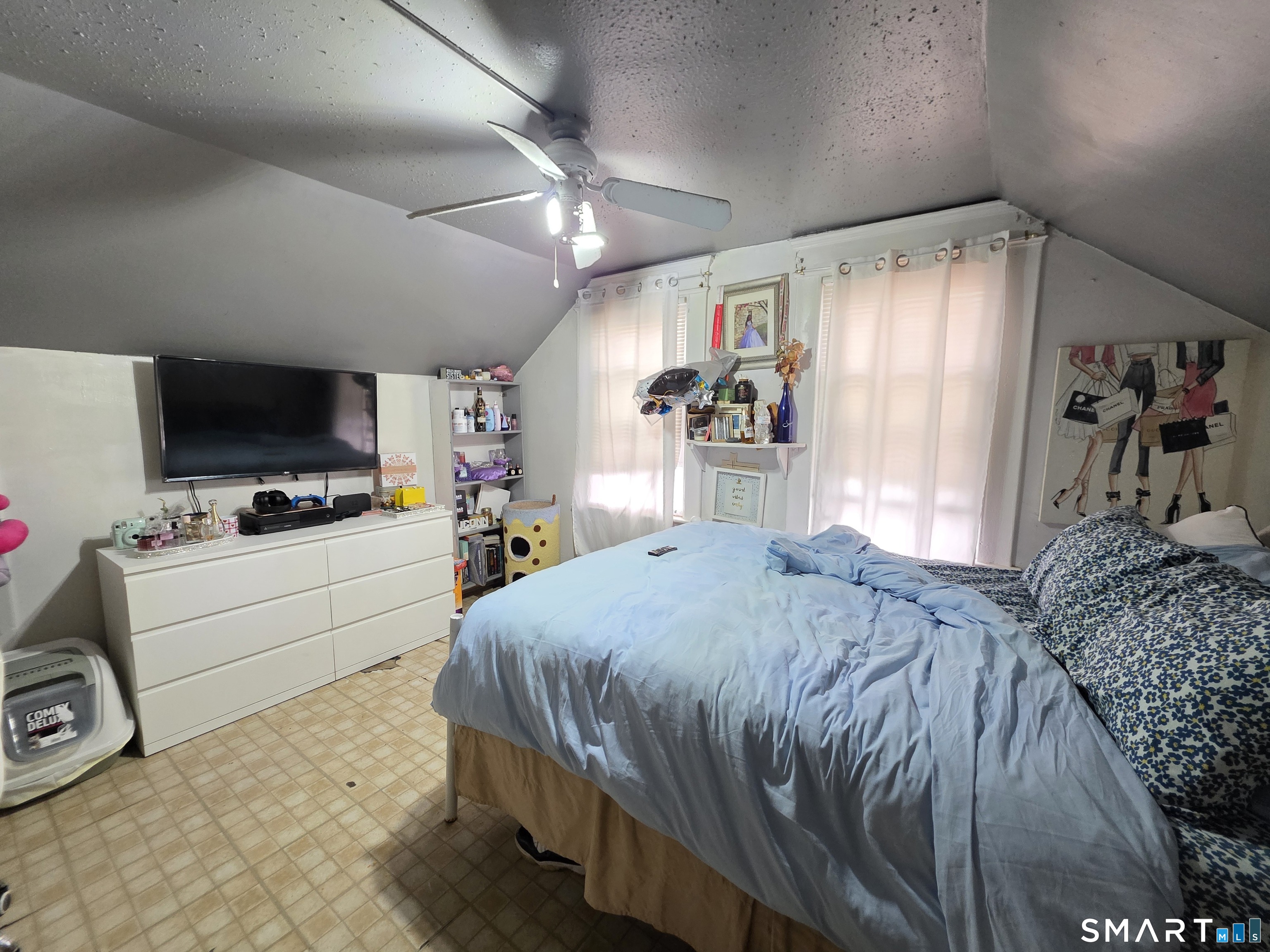 19 Manhan Street Waterbury, CT 06710 - Photo 6 of 15