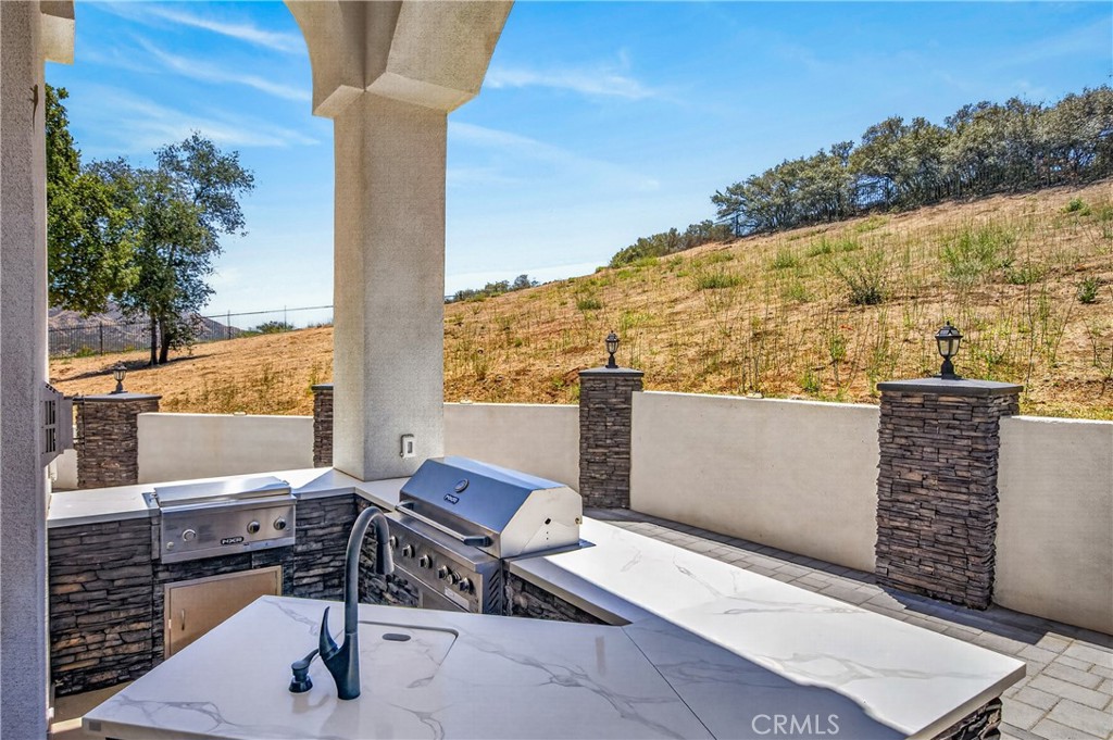 39625 County Line Road Beaumont, CA 92223 - Photo 36 of 54 Outdoor built in kitchen with sink and 2 grills