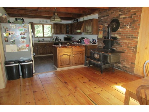 318 Chapel Hill Road Whitingham, VT 05361 - Photo 4 of 24