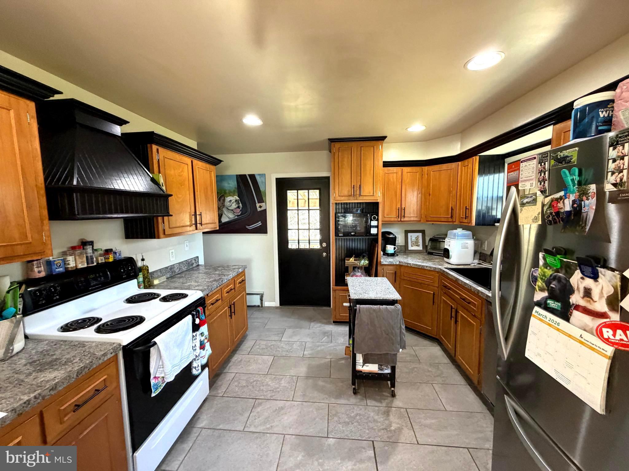 157 Jimanna Road Lancaster, PA 17602 - Photo 8 of 23