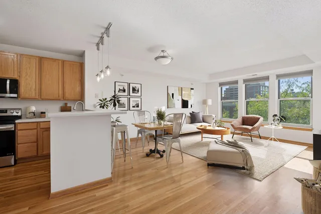 $299,900 | 560 North 2nd Street, Unit 410, Minneapolis, MN 55401