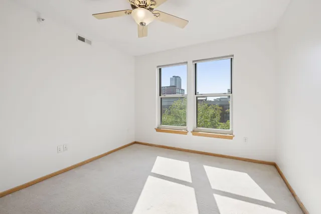 $299,900 | 560 North 2nd Street, Unit 410, Minneapolis, MN 55401