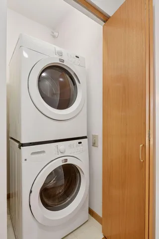 $299,900 | 560 North 2nd Street, Unit 410, Minneapolis, MN 55401