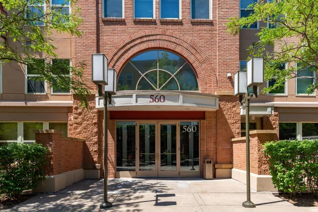 $299,900 | 560 North 2nd Street, Unit 410, Minneapolis, MN 55401