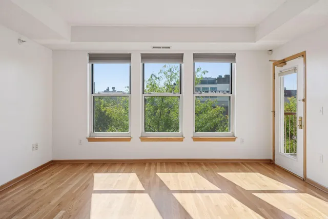 $299,900 | 560 North 2nd Street, Unit 410, Minneapolis, MN 55401