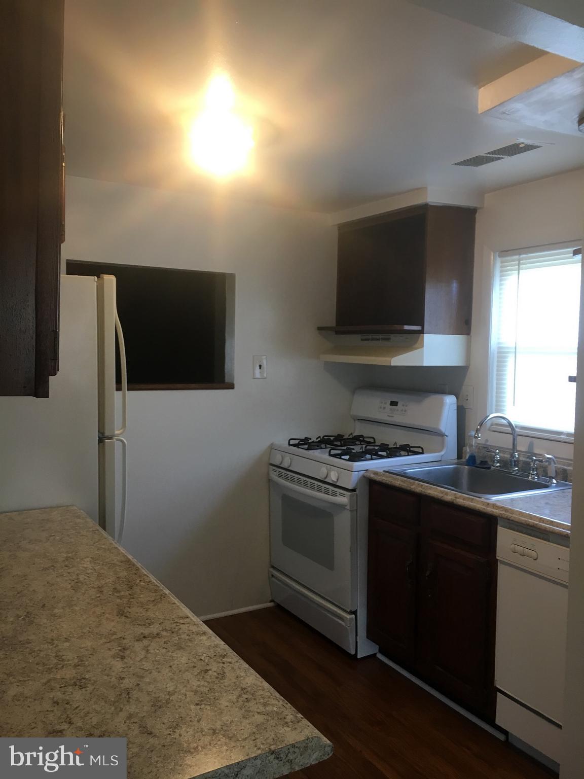 176 Dunlap Road Pasadena, MD 21122 - Photo 2 of 15 Kitchen