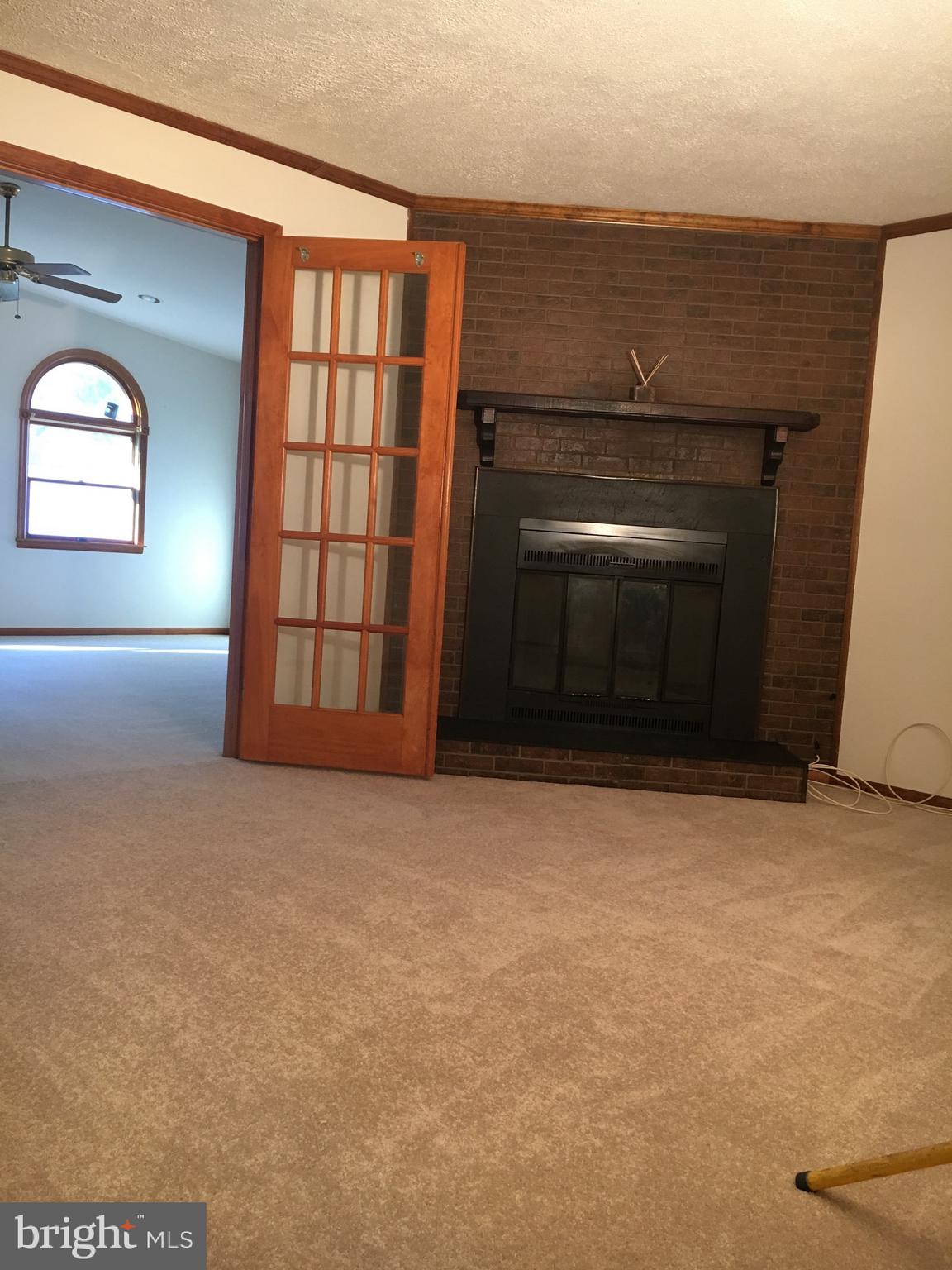 176 Dunlap Road Pasadena, MD 21122 - Photo 15 of 15 living room