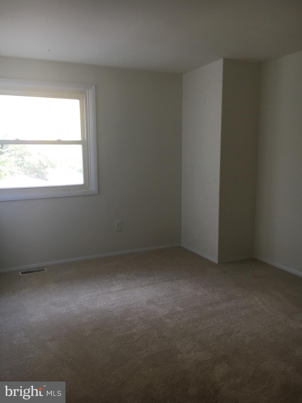 176 Dunlap Road Pasadena, MD 21122 - Photo 10 of 15 Back bedroom #2