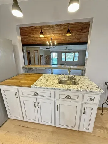 $140,000 | 17684 136th Highway, Burlington Junction, MO 64428