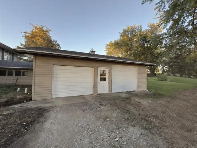 $140,000 | 17684 136th Highway, Burlington Junction, MO 64428