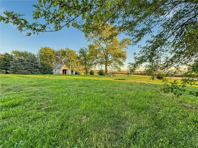 $140,000 | 17684 136th Highway, Burlington Junction, MO 64428