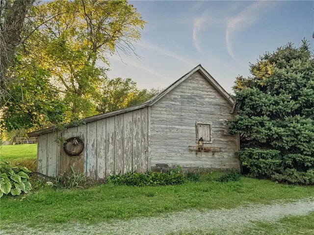 $140,000 | 17684 136th Highway, Burlington Junction, MO 64428