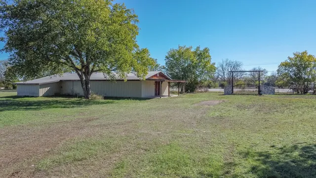 a house view with a garden