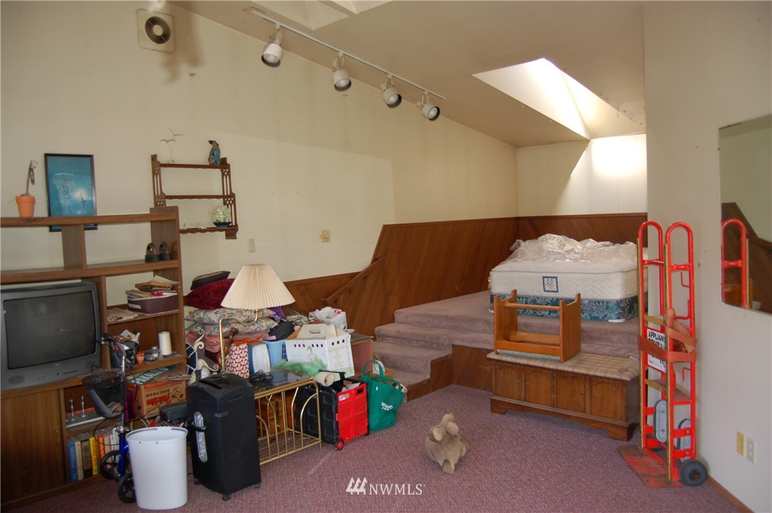 248 Union Avenue Northeast Renton, WA 98059 - Photo 22 of 29 Gallery Image 22