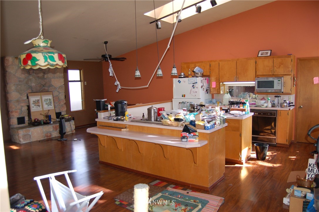 248 Union Avenue Northeast Renton, WA 98059 - Photo 26 of 29 Gallery Image 26