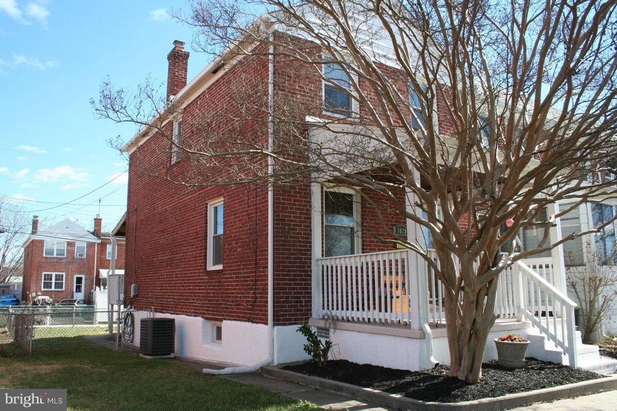 3529 Dunhaven Road Baltimore, MD 21222 - Photo 1 of 29 All Brick End of Group