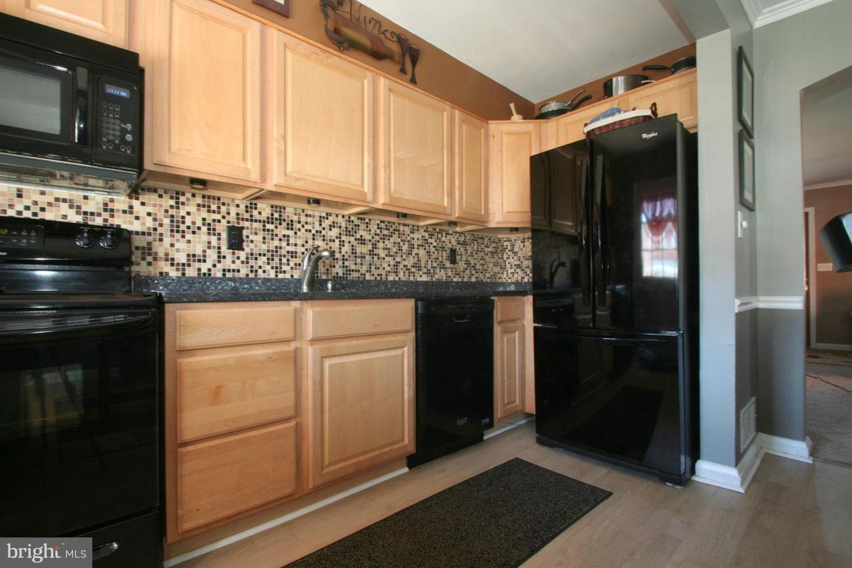 3529 Dunhaven Road Baltimore, MD 21222 - Photo 3 of 29 Renovated Kitchen