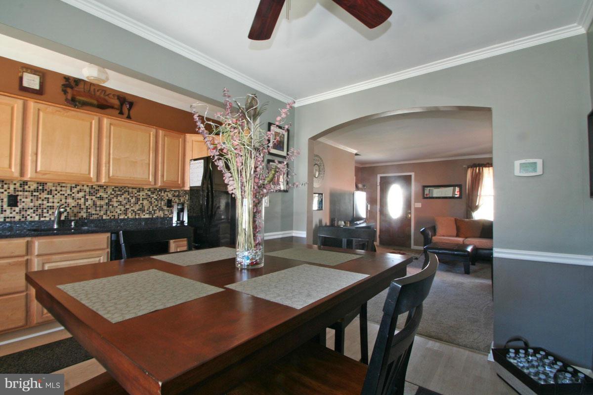 3529 Dunhaven Road Baltimore, MD 21222 - Photo 4 of 29 Dining Room