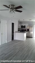 357 US Highway 27 South Sebring, FL 33870 - Photo 2 of 10 a view of a electric appliances in kitchen