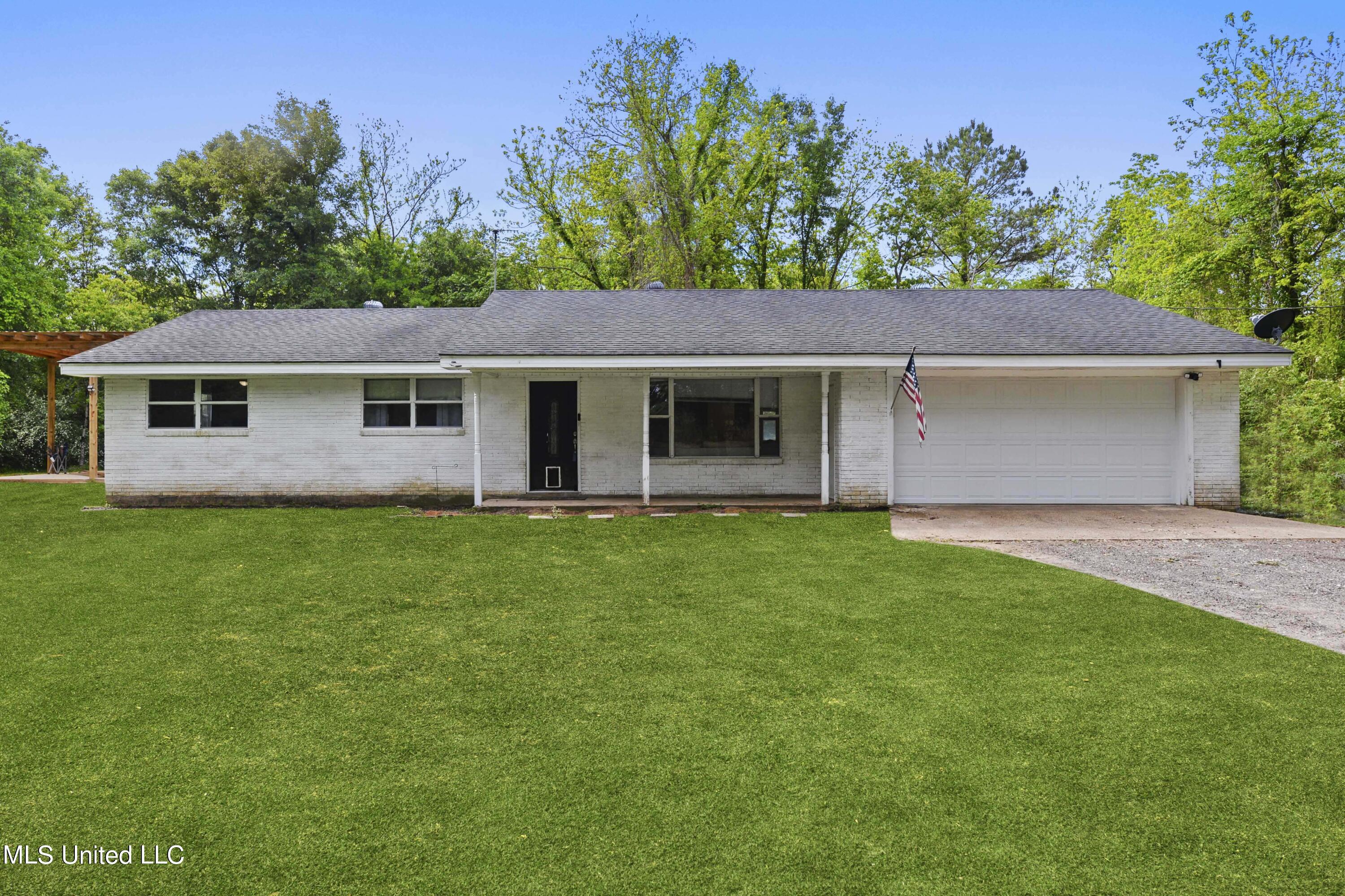 18924 Busby Road Vancleave, MS 39565 - Photo 1 of 24 001