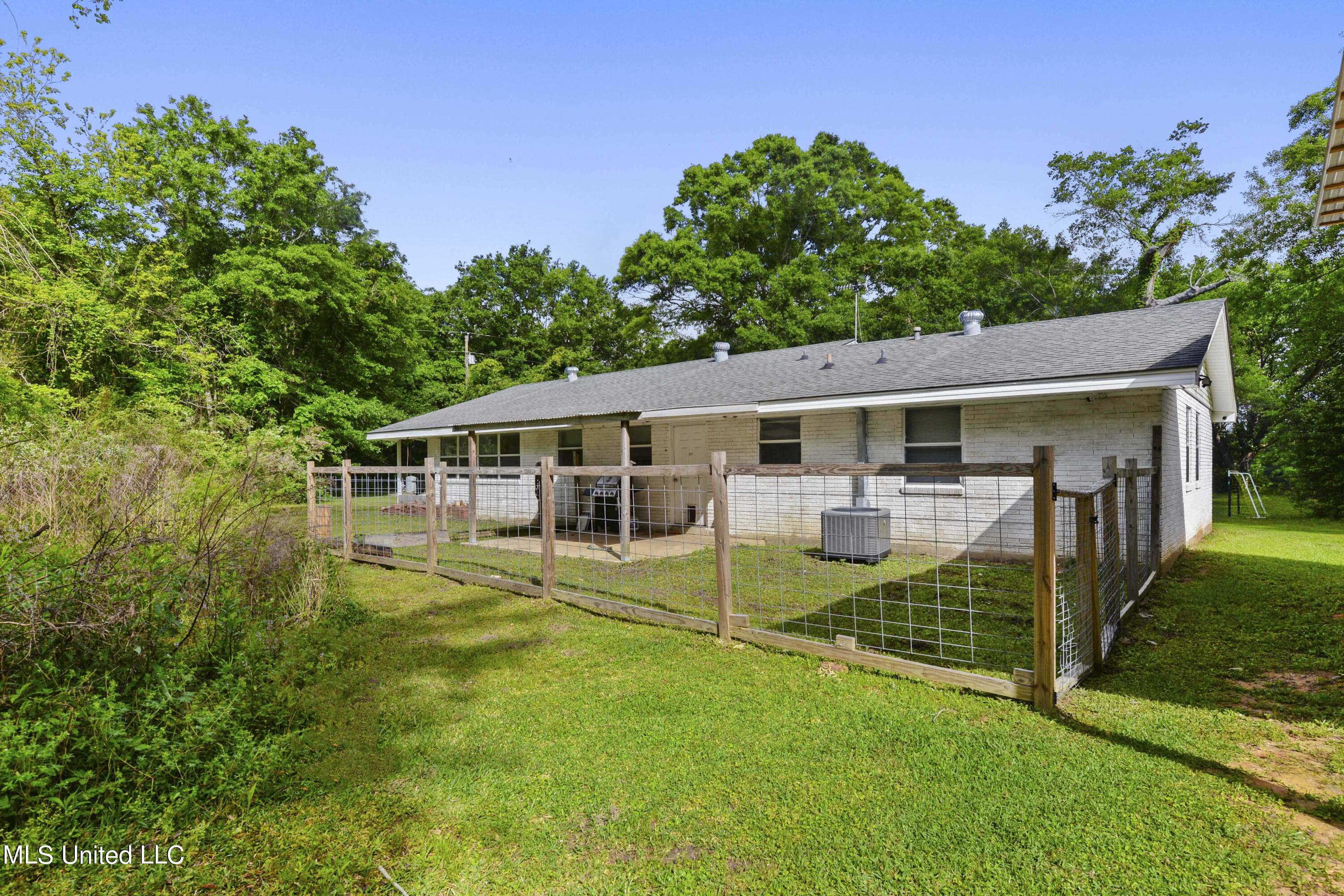 18924 Busby Road Vancleave, MS 39565 - Photo 22 of 24 022