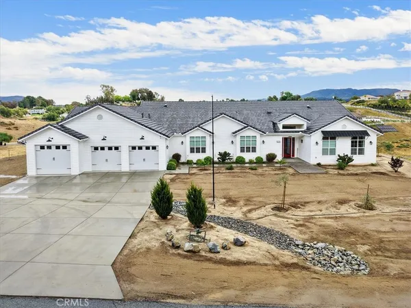 $1,999,900 | 41799 Calle Contento, Temecula, CA 92592