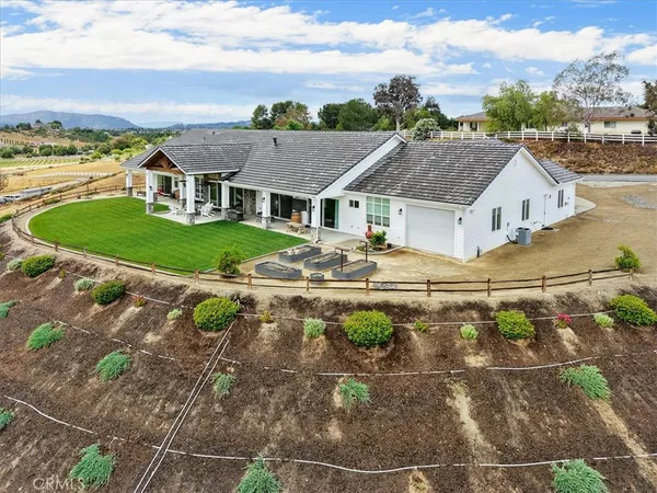 $1,999,900 | 41799 Calle Contento, Temecula, CA 92592