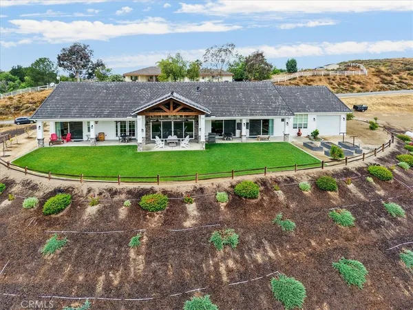 $1,999,900 | 41799 Calle Contento, Temecula, CA 92592