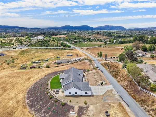 $1,999,900 | 41799 Calle Contento, Temecula, CA 92592