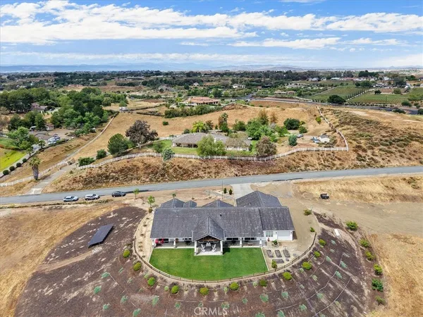 $1,999,900 | 41799 Calle Contento, Temecula, CA 92592