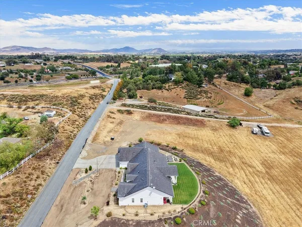 $1,999,900 | 41799 Calle Contento, Temecula, CA 92592