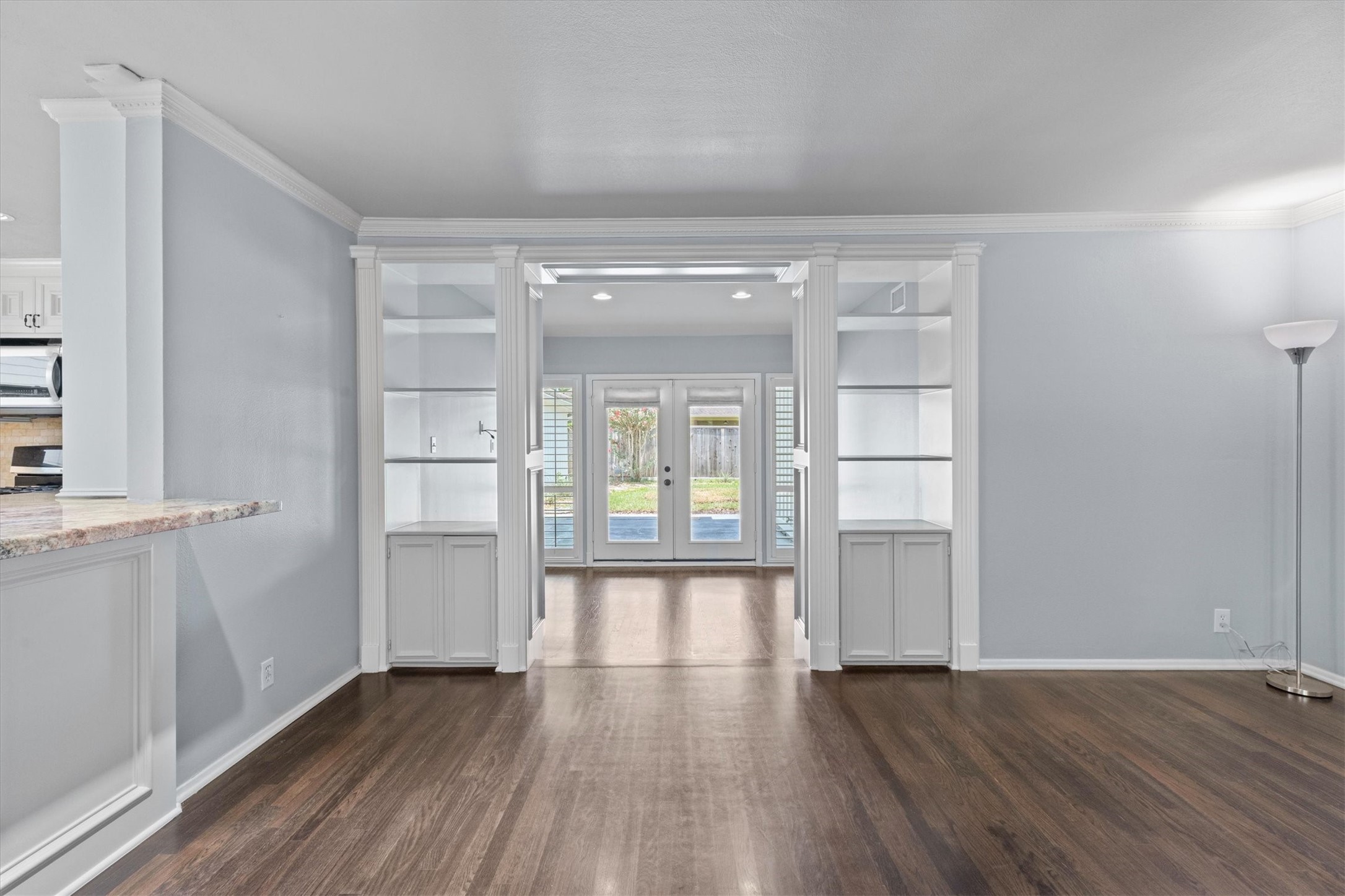 1328 Bingle Road Houston, TX 77055 - Photo 23 of 48