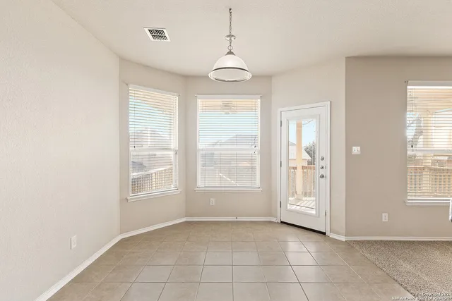 $2,500 | 12638 Red Maple Way, San Antonio, TX 78253