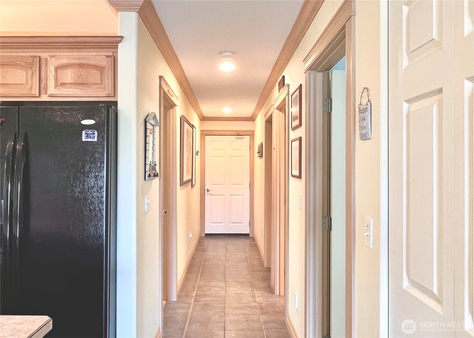 137 North Razor Clam Drive Southwest Ocean Shores, WA 98569 - Photo 9 of 31 a view of a hallway with a elevator