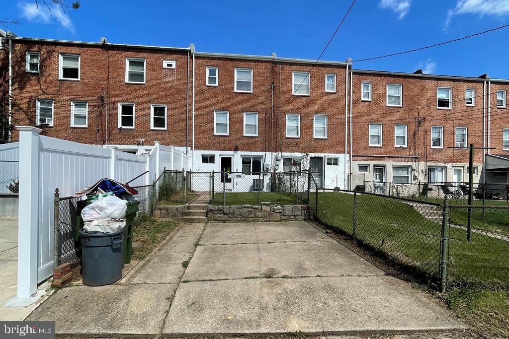 4417 Eldone Road Baltimore, MD 21229 - Photo 4 of 11