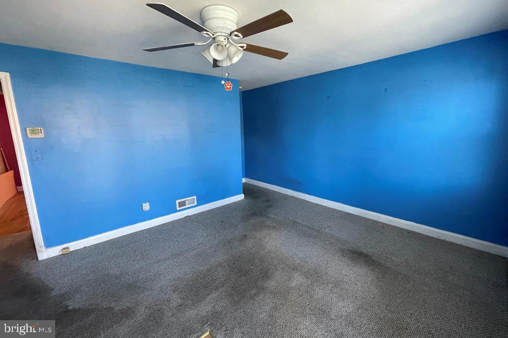 4417 Eldone Road Baltimore, MD 21229 - Photo 5 of 11