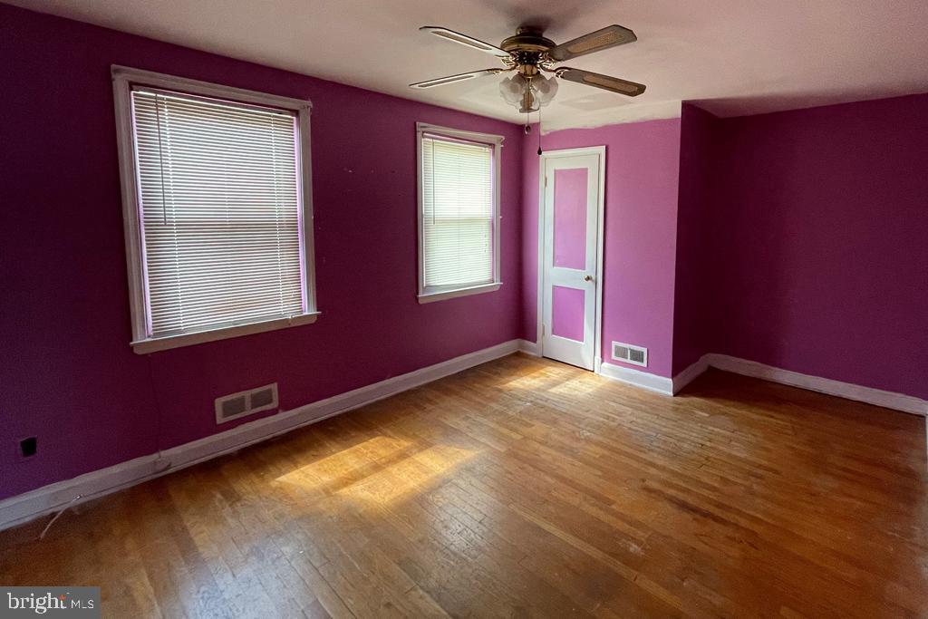4417 Eldone Road Baltimore, MD 21229 - Photo 6 of 11