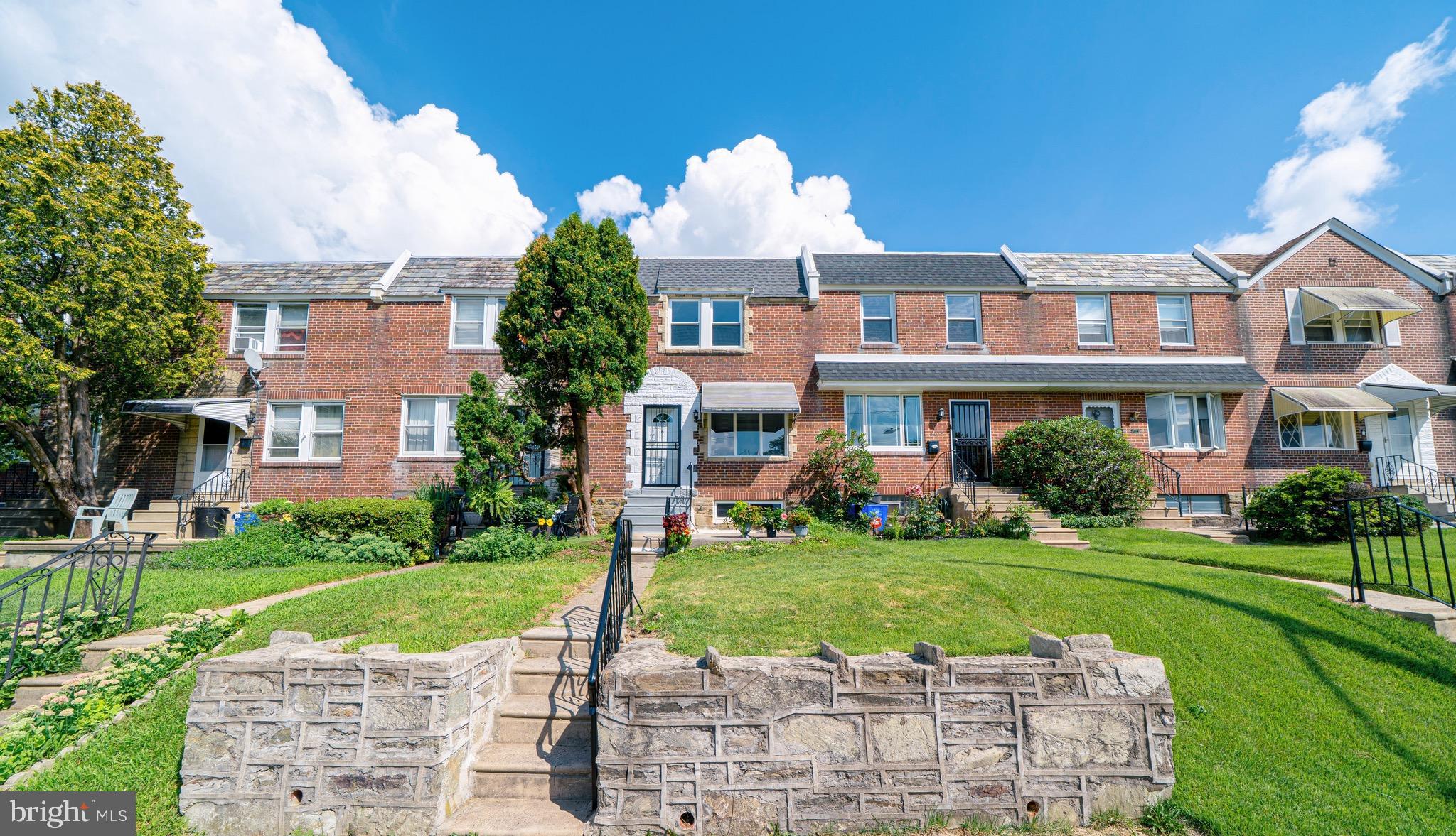 6021 Reach Street Philadelphia, PA 19111 - Photo 2 of 34