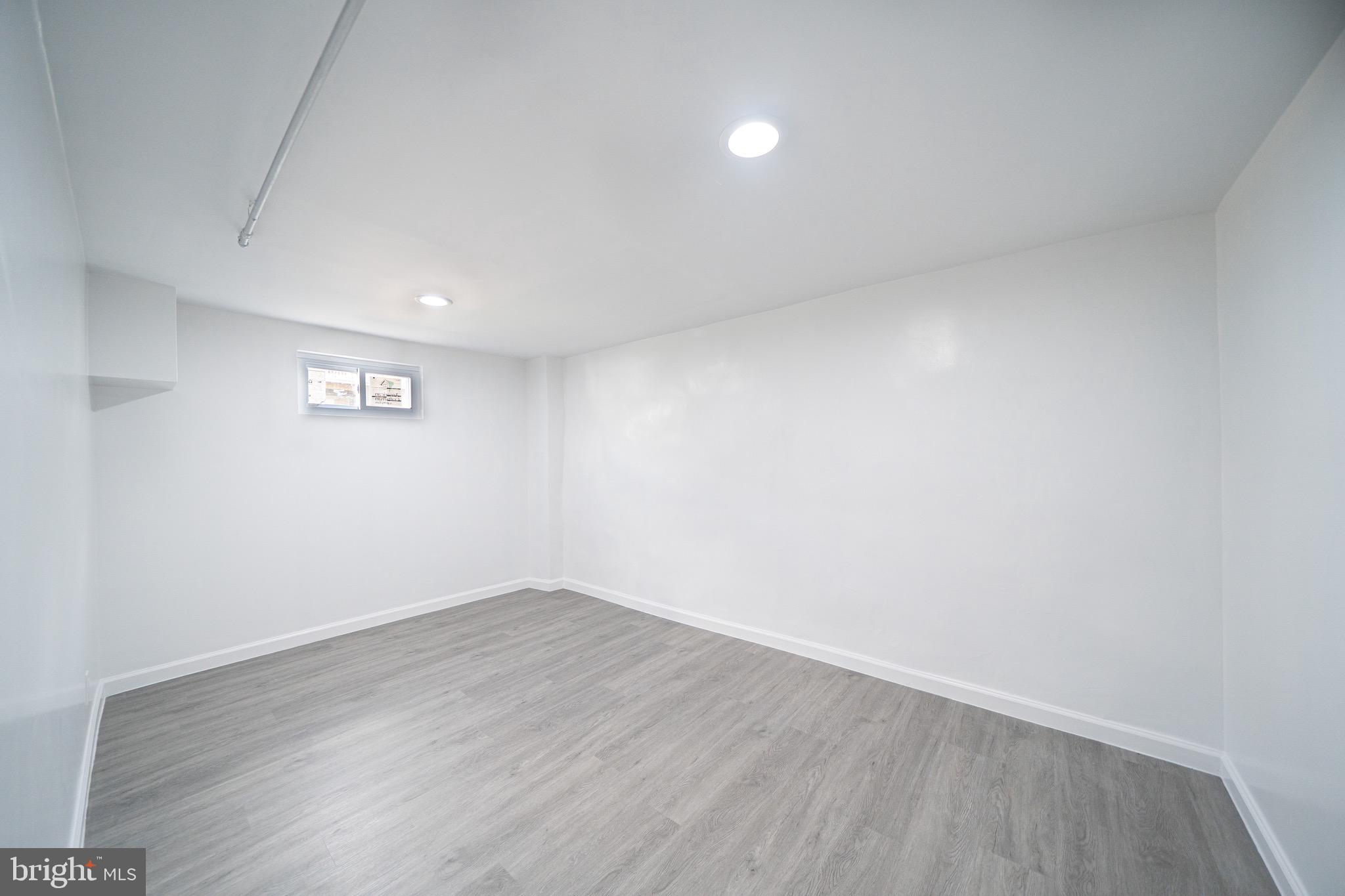 6021 Reach Street Philadelphia, PA 19111 - Photo 29 of 34