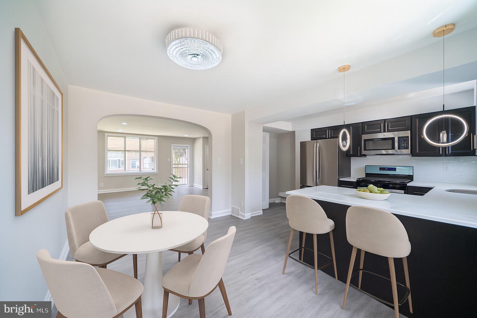 6021 Reach Street Philadelphia, PA 19111 - Photo 5 of 34